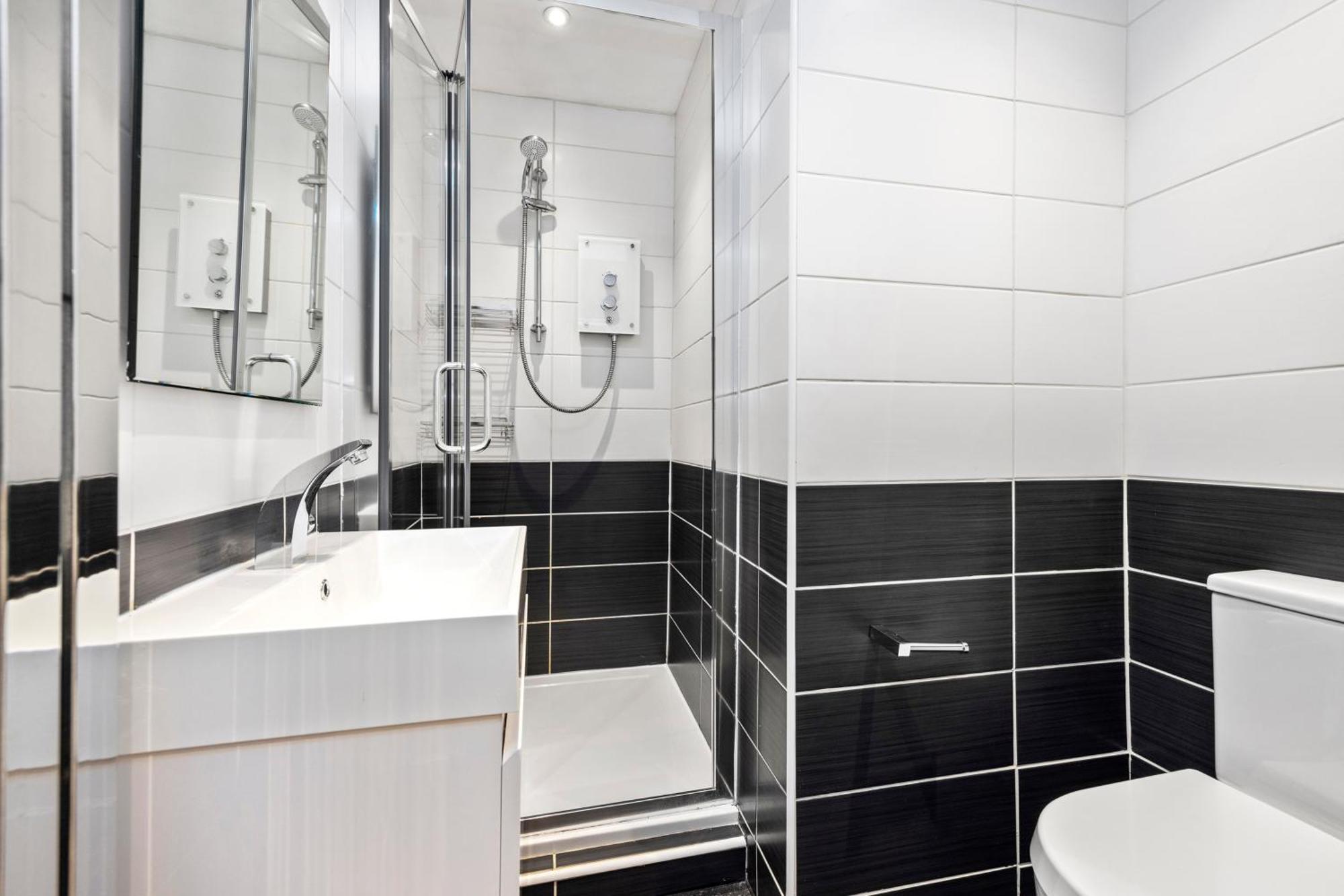 Joivy Modern Flat In City Centre - For Up To 3 Guests Apartment Edinburgh Exterior photo